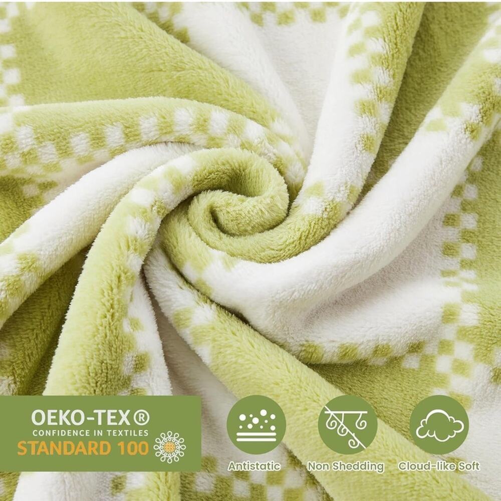 Green Checkered Throw Blanket Ultra Soft MilkyPlush Fleece Checkerboard 50x60 - Picture 3 of 5